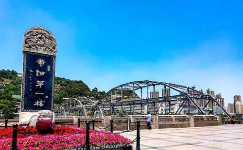 天山兰州天山弱电工程桥架如何安装